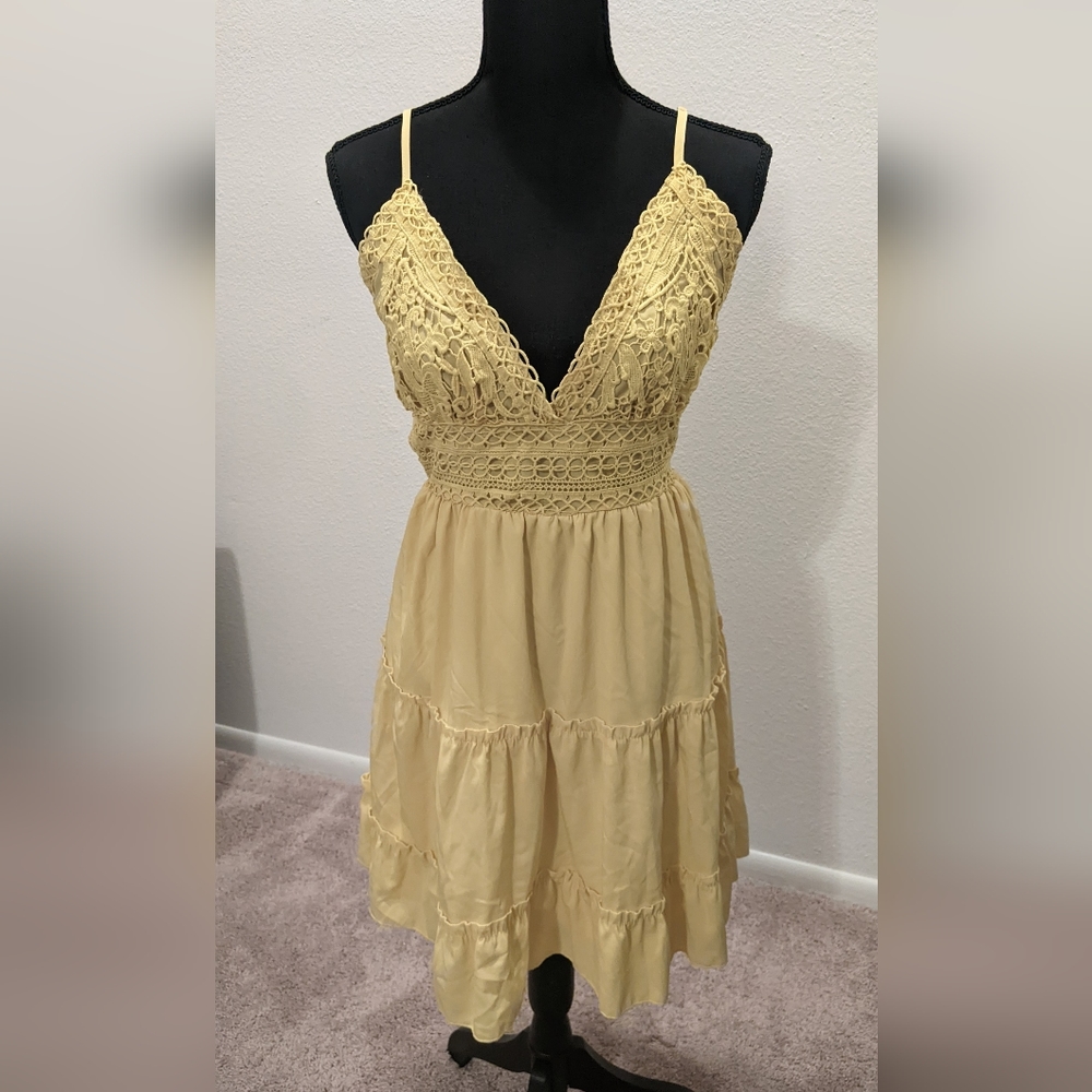 Ecowish Light Yellow Mini Dress, size medium